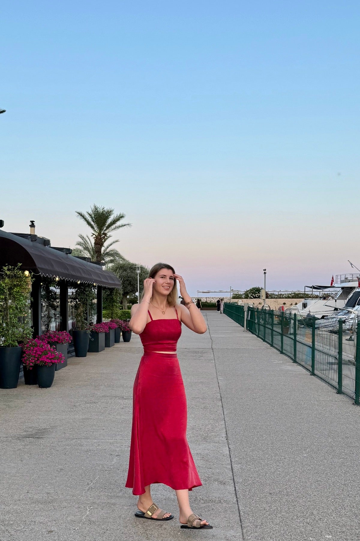 Kırmızı Bambu Slip Etek