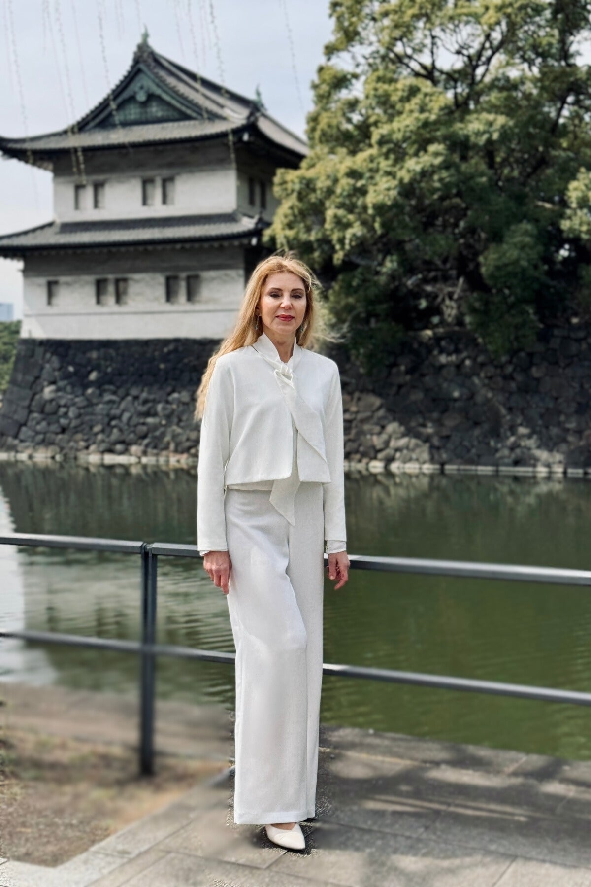 Whıte Gold Düğmeli Krep Ceket