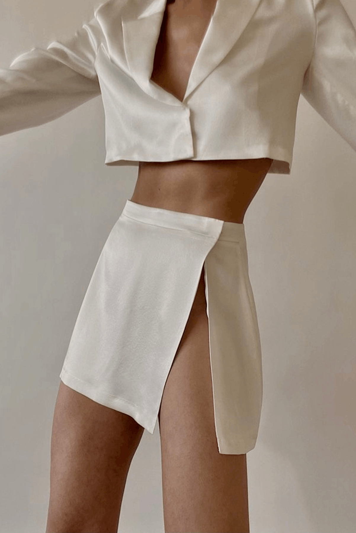 Saf İpek Yırtmaçlı Etek